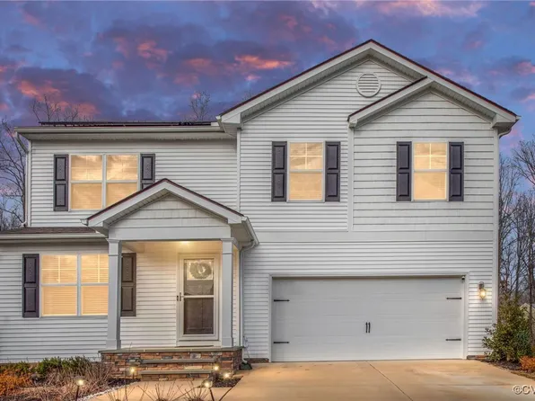 18041 Jackson Dr, Bowling Green, VA 22427