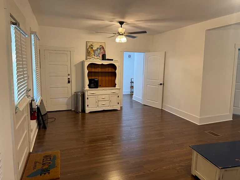 200 Live Oak St #A — Photo 8