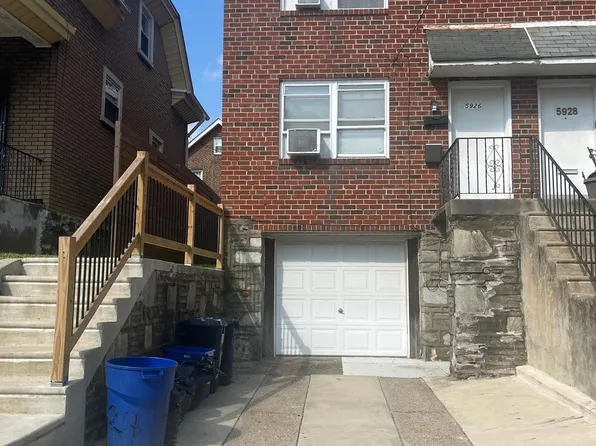 5926 N Warnock St, Philadelphia, PA 19141