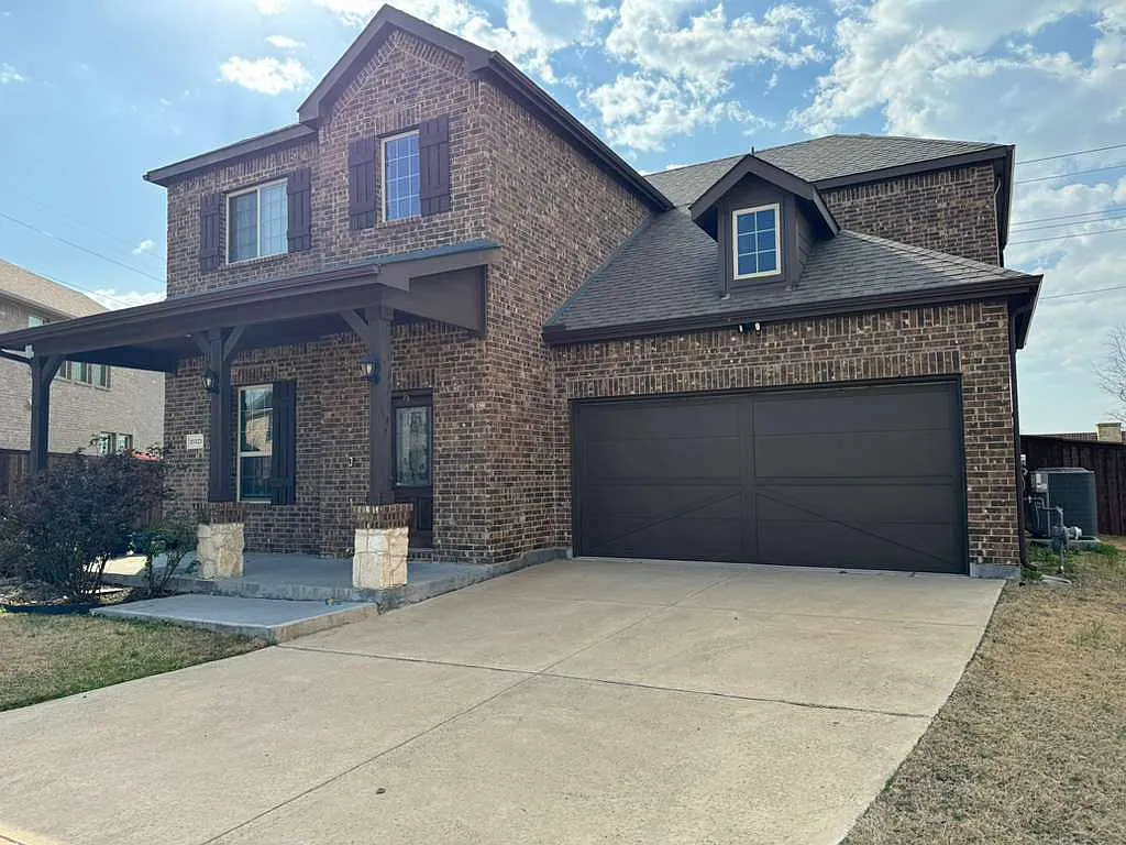 4 bed, 3.5 bath, 2744 sqft, $3,400 — Photo 3