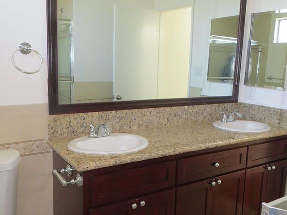 2nd image of 1112 S Bedford St APT 5