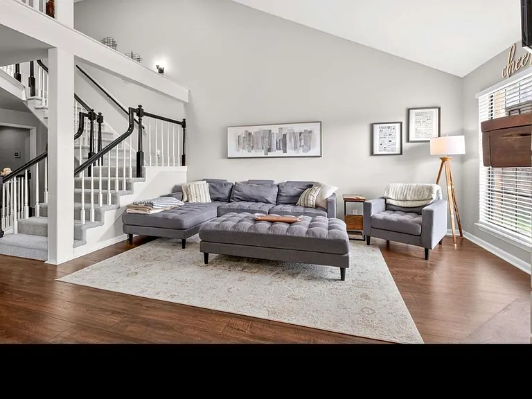 125 Villa View Ct — Photo 30