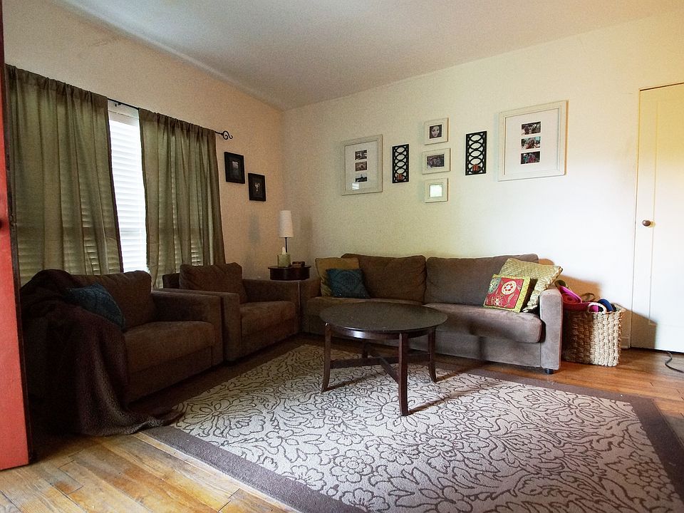 2nd image of 3903 Wrightwood Rd