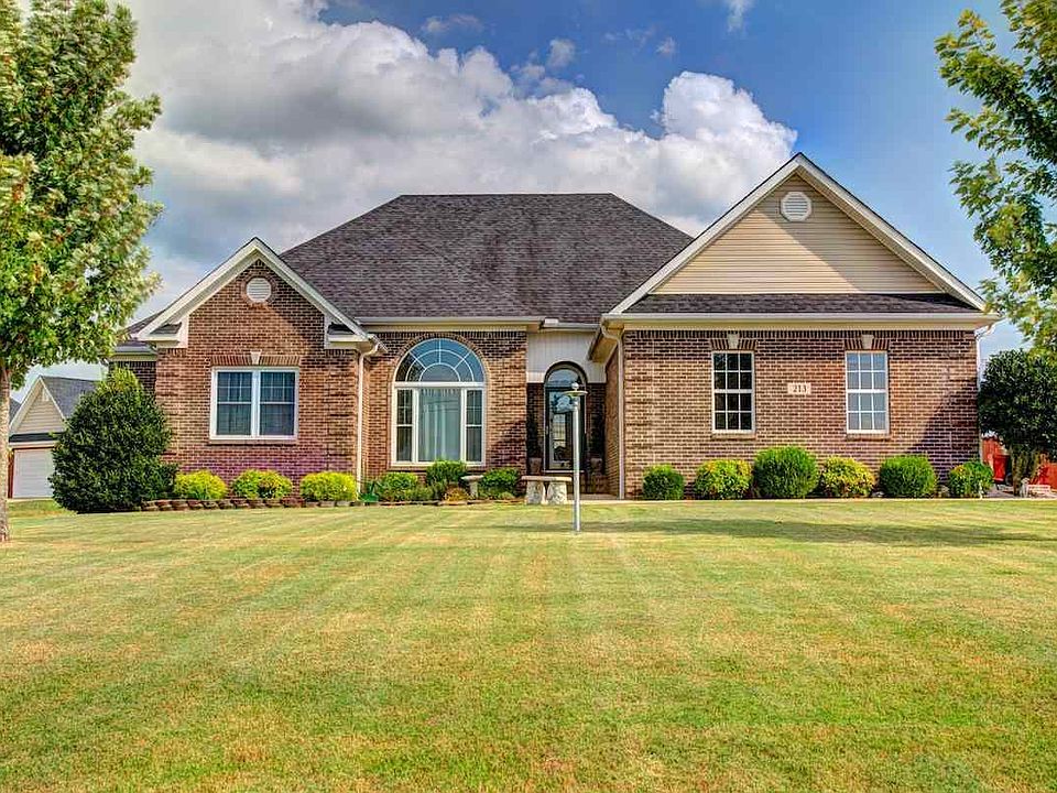 1st image of 213 Southern Wind Dr