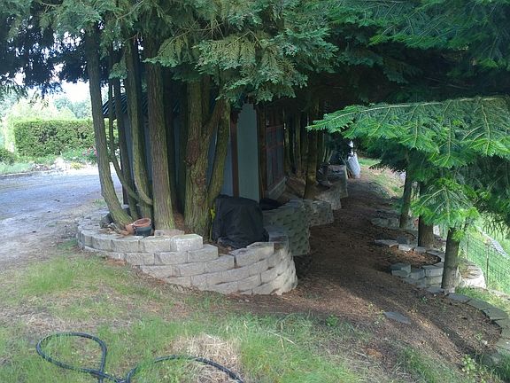 2nd image of 2850 Glass Dr