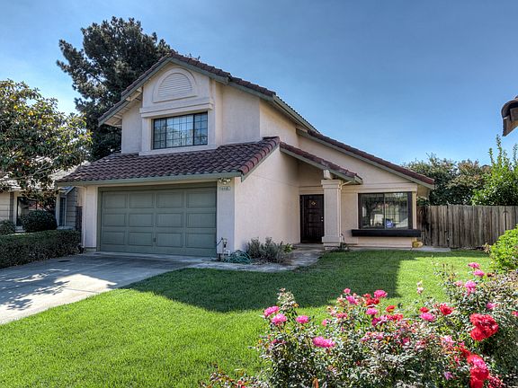 2nd image of 4460 Palmdale St