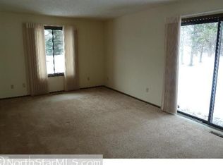 100 Inland Ln N, Plymouth, MN 55447