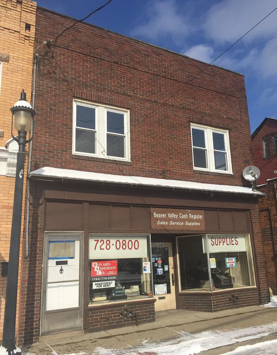 2 bed, 800 sqft, $900 — Photo 1