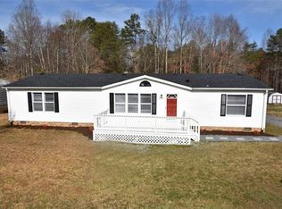 8755 Carroll St, Hickory, NC 28601