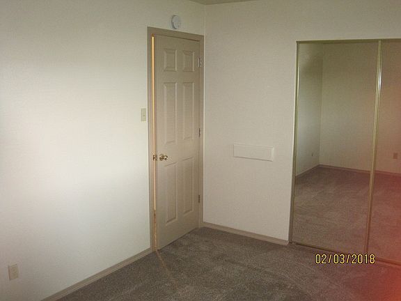 3rd image of 1118 S Oregon St #1