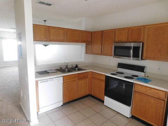 3rd image of 12311 Kensington Lakes Dr Unit 2506