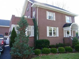 612 Oakhurst Ave, Bluefield, WV 24701