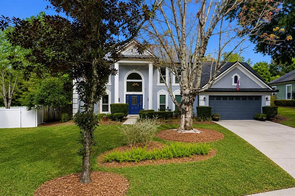 3 bed, 2.5 bath, 2365 sqft, $4,500 — Photo 2