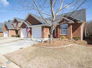 515 Garden Spring Dr, Simpsonville, SC 29681