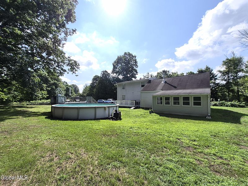 2nd image of 450 Wilton Gansevoort Road