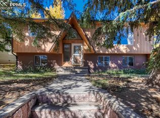 904 W Lorraine Ave, Woodland Park, CO 80863