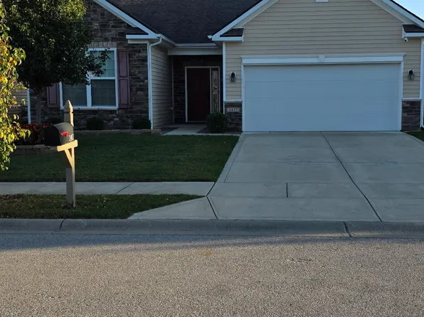 2417 Creekland Dr, Columbus, IN 47201