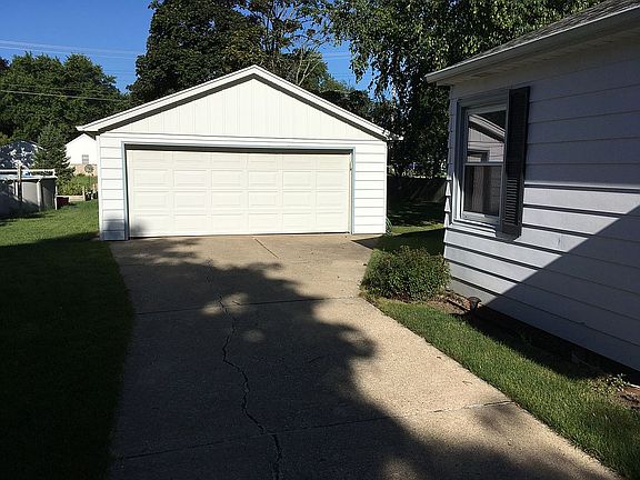 2nd image of 4659 N 101st St