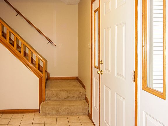 3rd image of 1837 Maradona Dr