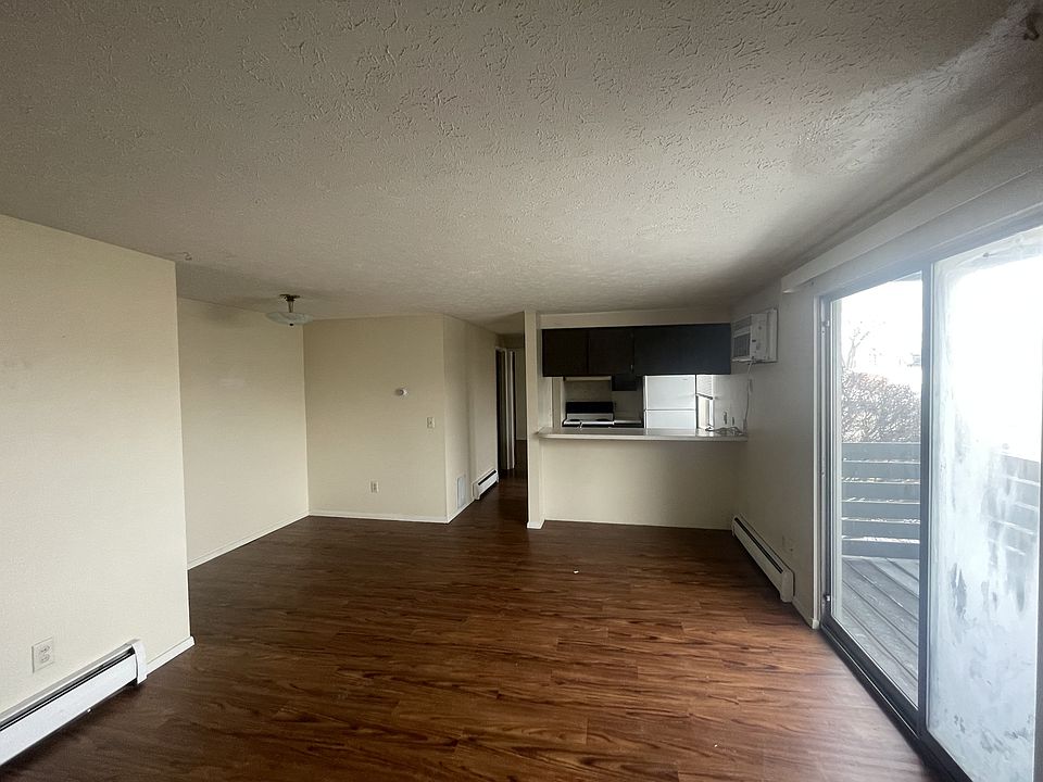 1st image of 630 W 6th St #8