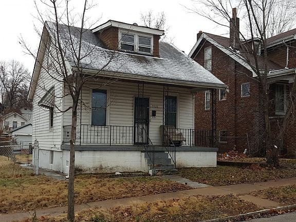 3rd image of 5026 Robin Ave