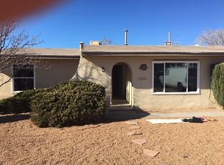 1521 Willys Knight Rd NE, Albuquerque, NM 87112