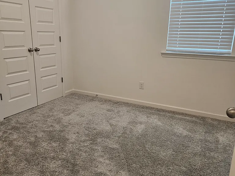 200 Chestnut Oak Ln — Photo 10