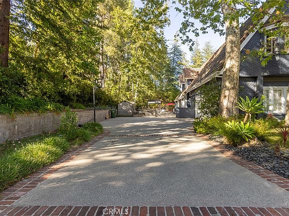 4th image of 29155 Old Mill Creek Ln