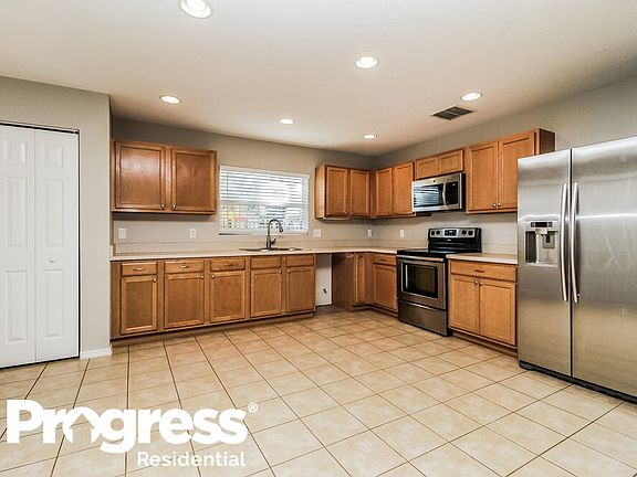4th image of 5056 Ballark St