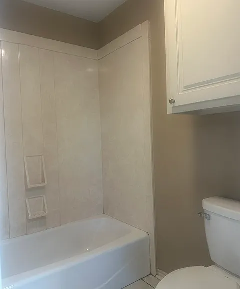 5508 92nd St — Photo 8