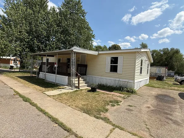 5502 Colonial Trl E, Kalamazoo, MI 49009