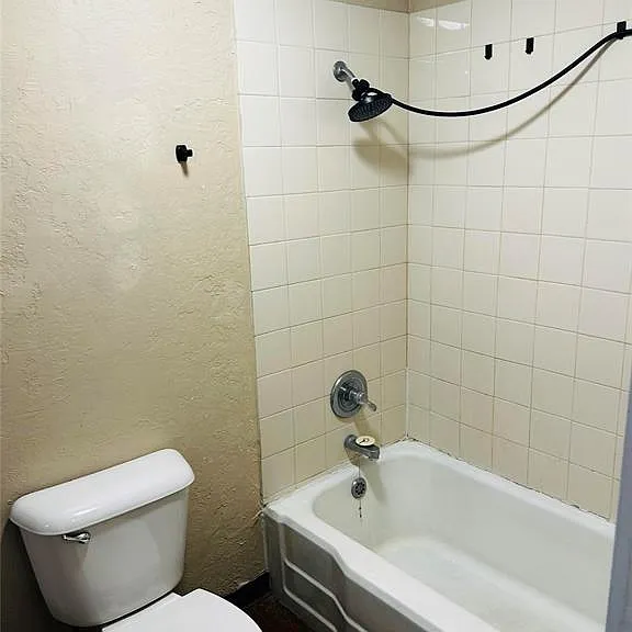 715 W Huber Ave — Photo 10