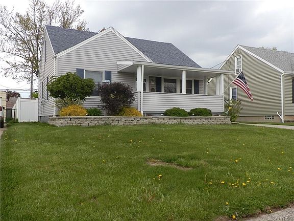 2nd image of 239 Rosemont Ave
