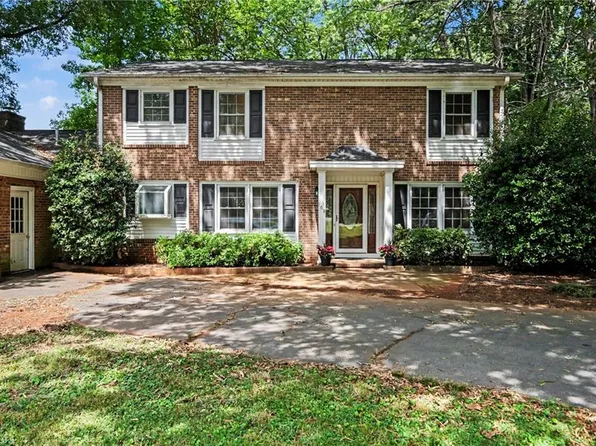 168 Bent St, Bermuda Run, NC 27006
