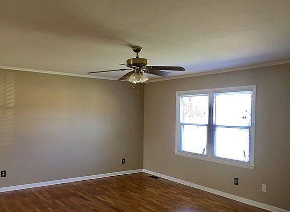 3rd image of 2522 Baylor Pl