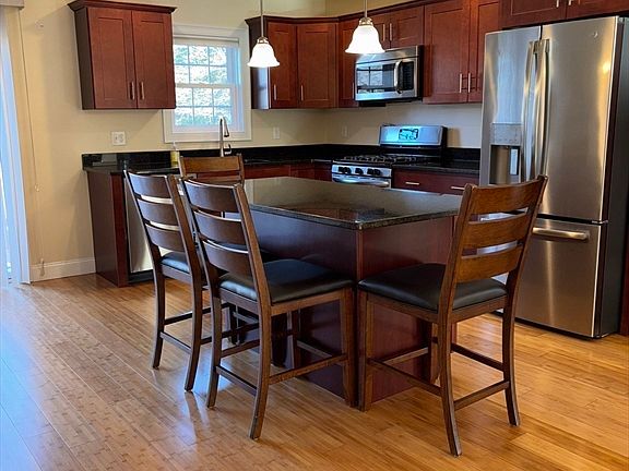 2nd image of 10 Great Cedar Dr #10