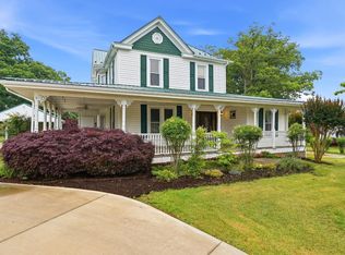212 Music St S, Gretna, VA 24557