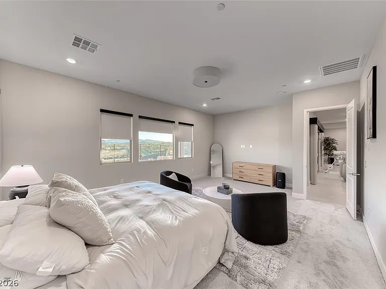 375 Portus Delphini Ct — Photo 22