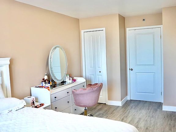 5th image of 6070 Woodhaven Blvd APT 5D