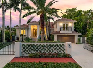 387 S Washington Dr, Sarasota, FL 34236