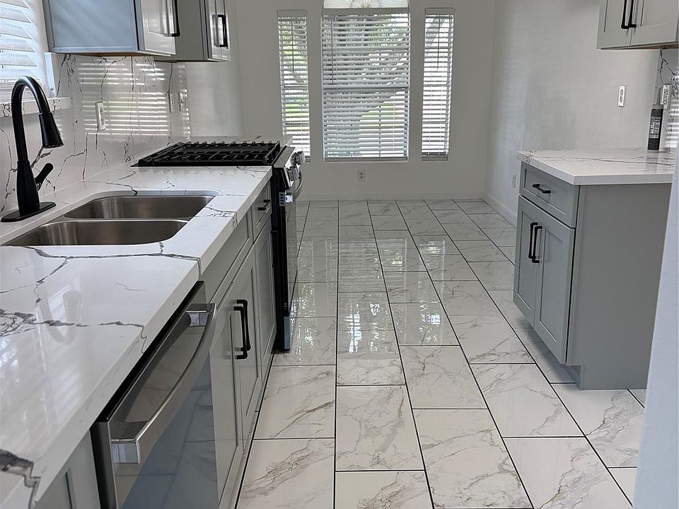 1st image of 6423 Crim Ct