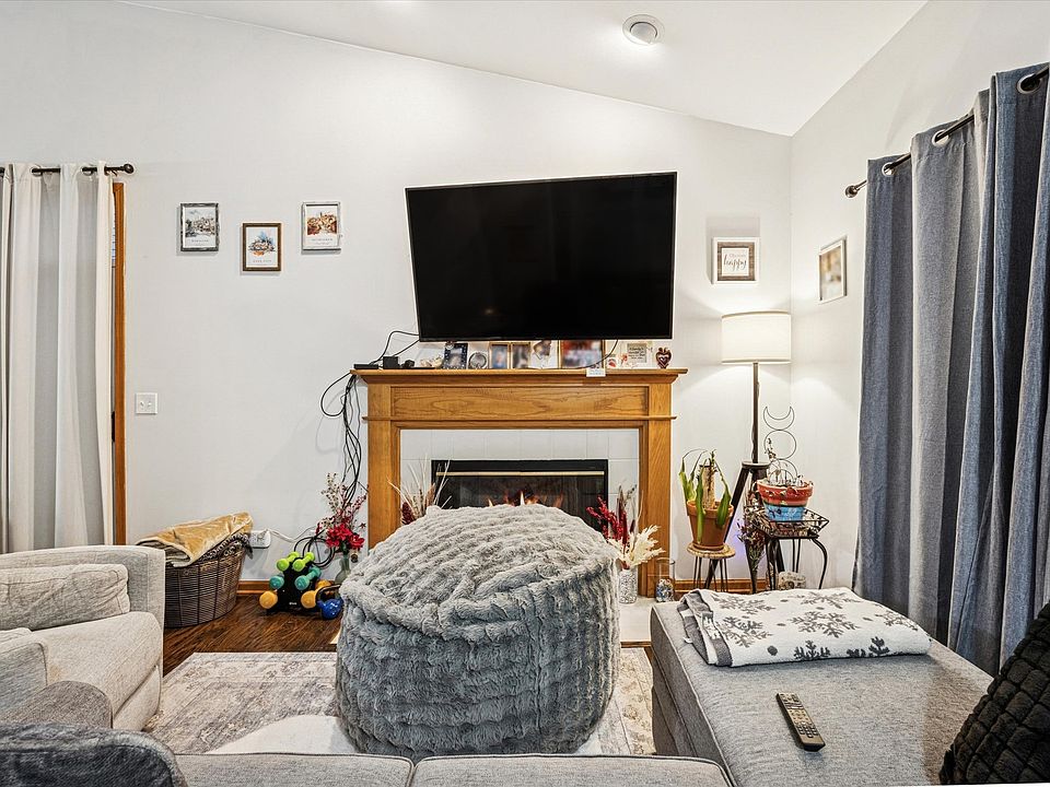 16738 W Natoma Dr, Lockport, IL 60441 | Zillow