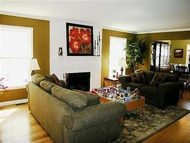 2nd image of 16505 Kenneth Ln