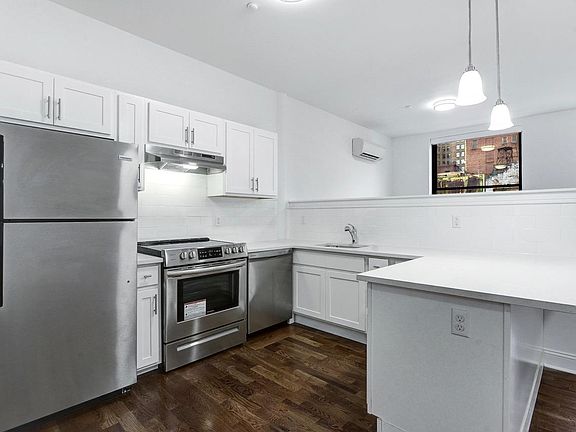2nd image of 198 Market St #3C