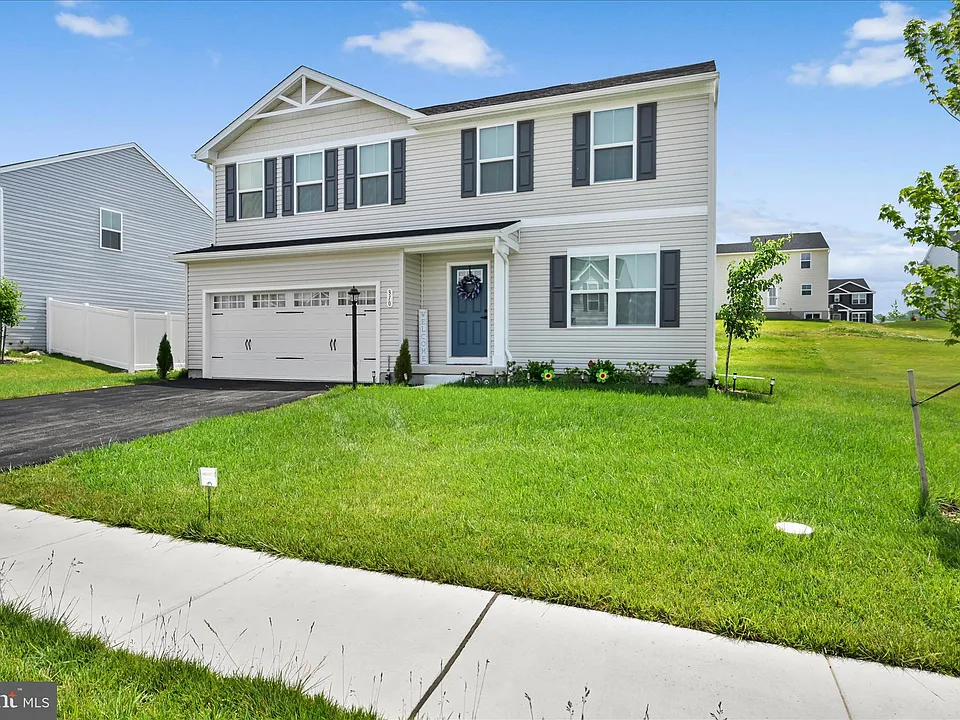 310 Creekside Dr