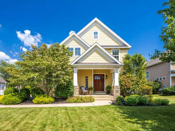2603 Nottingham Dr, Valparaiso, IN 46383