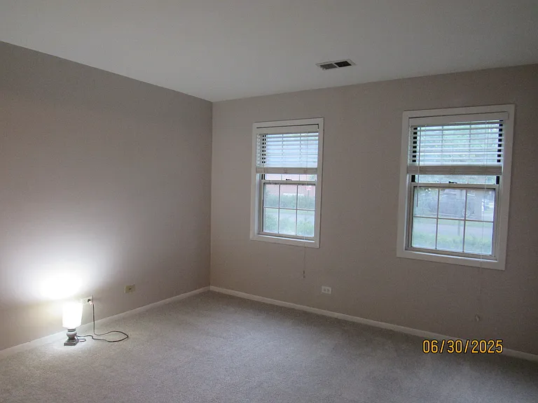 352 Pembroke Ct #5 — Photo 13
