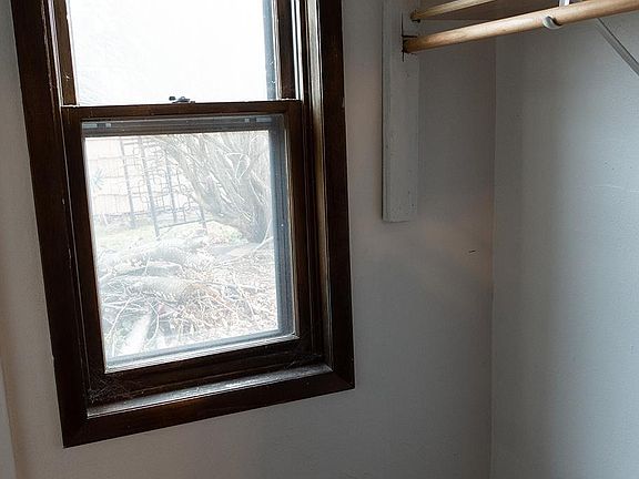 3rd image of 2473 S Wentworth Ave