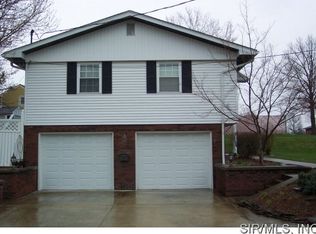 702 Ostle Dr, Collinsville, IL