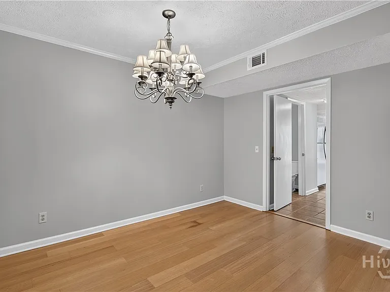 459 Mall Blvd #23 — Photo 11